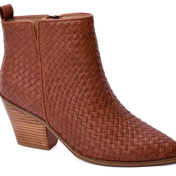 CORKYS Ankle Booties Woven Cognac Brown Vegan Leather NWT - Picture 2 of 6